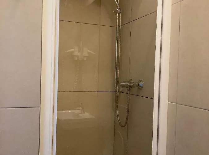Tiny Twix Room In The City Centre